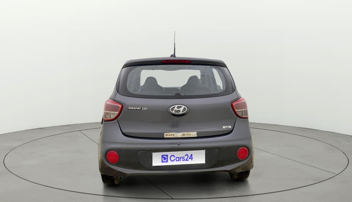 2017 Hyundai Grand i10 MAGNA 1.2 KAPPA VTVT, Petrol, Manual, 64,453 km, Back/Rear