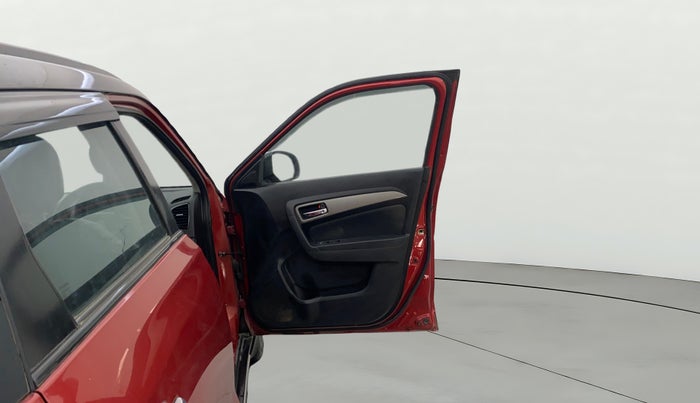 2019 Maruti Vitara Brezza ZDI PLUS AMT, Diesel, Automatic, 83,559 km, RHS Front Door