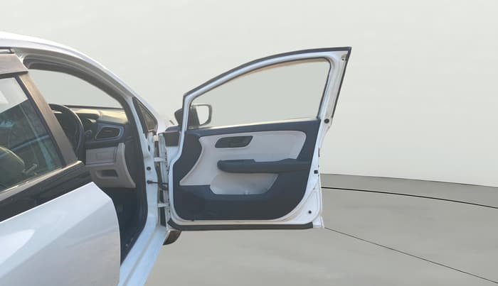 2022 Tata ALTROZ XE PETROL, Petrol, Manual, 18,858 km, RHS Front Door