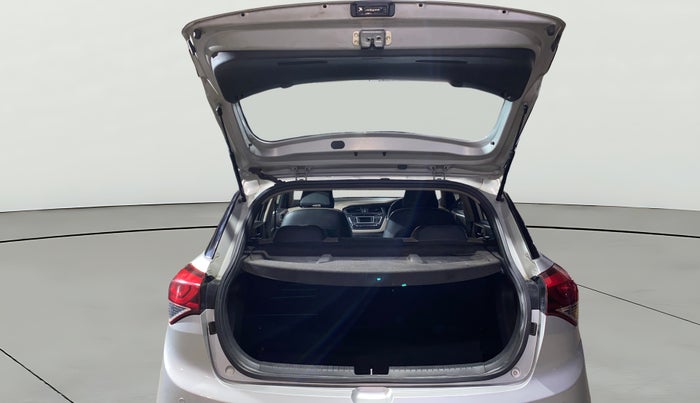 2016 Hyundai Elite i20 MAGNA 1.2, Petrol, Manual, 28,049 km, Boot Open Zoomed View