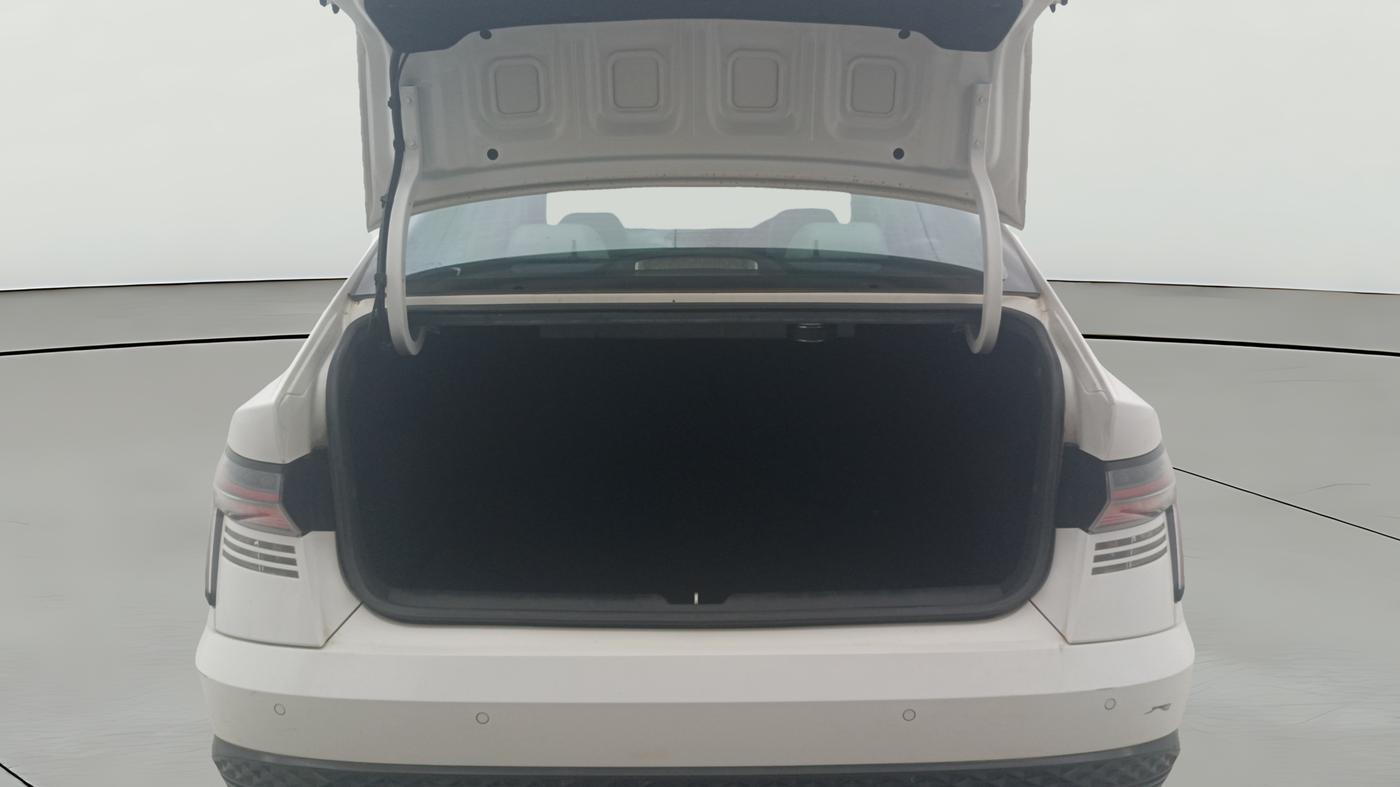2023 Hyundai Verna SX (O) 1.5 MPI MT, Petrol, Manual, 34,307 km, Boot Open Zoomed View