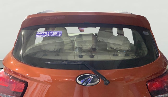 2017 Mahindra Kuv100 K6 6 STR, Petrol, Manual, 27,723 km, Rear Windshield