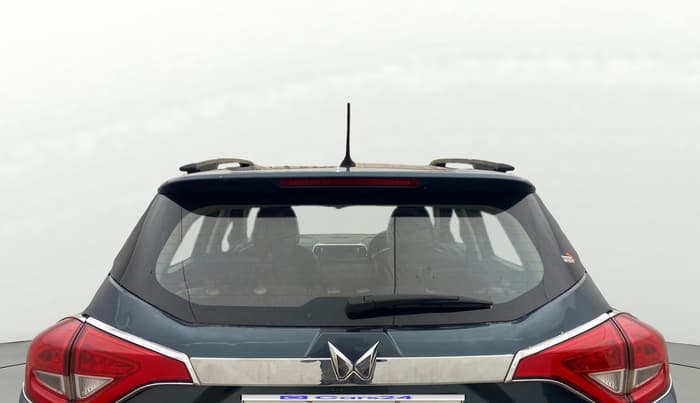 2022 Mahindra XUV300 W8(O) TURBO GDI, Petrol, Manual, 62,462 km, Rear Windshield