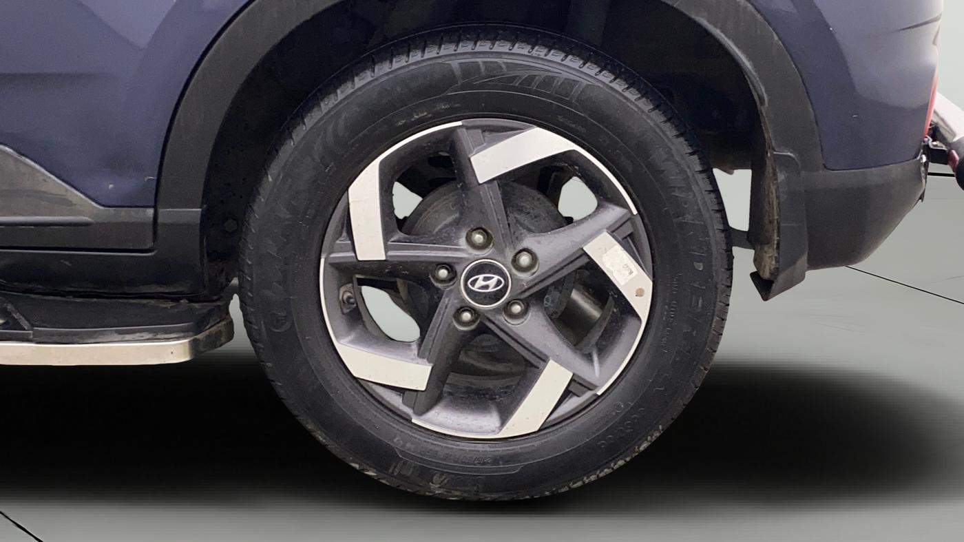2022 Hyundai VENUE SX 1.5 (O) EXECUTIVE CRDI, Diesel, Manual, 35,200 km, Left Rear Wheel