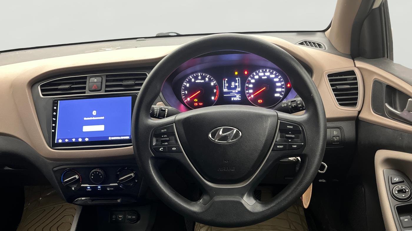 2018 Hyundai Elite i20 SPORTZ 1.2, Petrol, Manual, 37,174 km, Steering Wheel Close Up