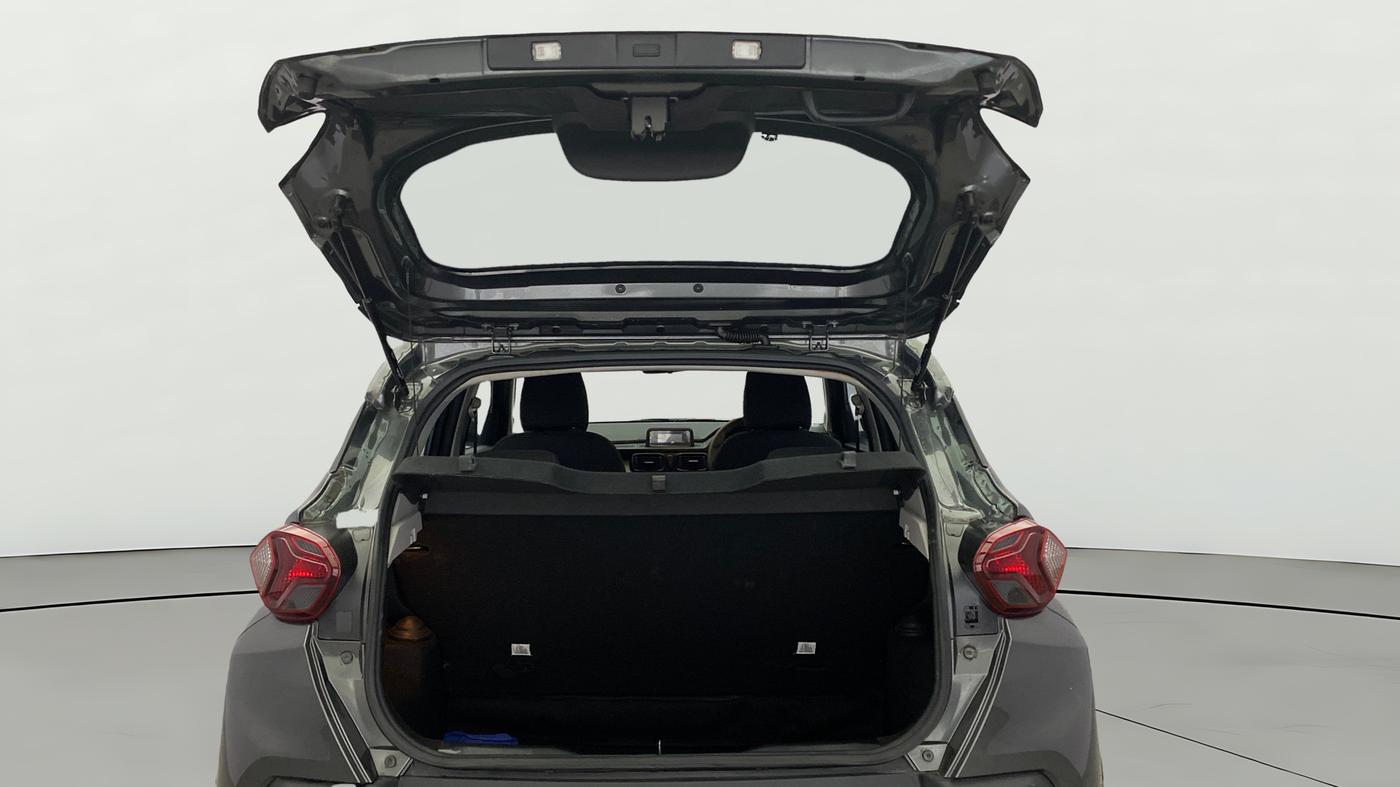 2024 Tata PUNCH ADVENTURE AMT, Petrol, Automatic, 11,890 km, Boot Door Open