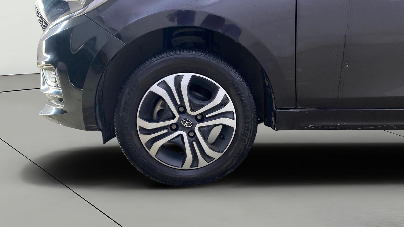2022 Tata Tiago XZ PLUS CNG, CNG, Manual, 21,445 km, Left Front Wheel