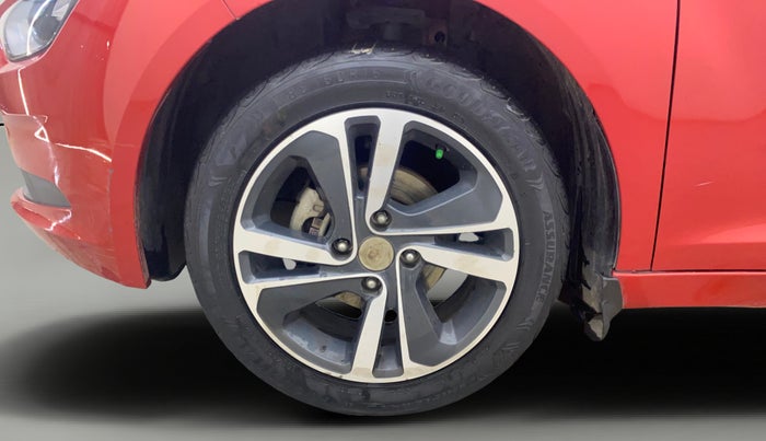 2021 Tata ALTROZ XZ DIESEL, Diesel, Manual, 44,227 km, Left Front Wheel