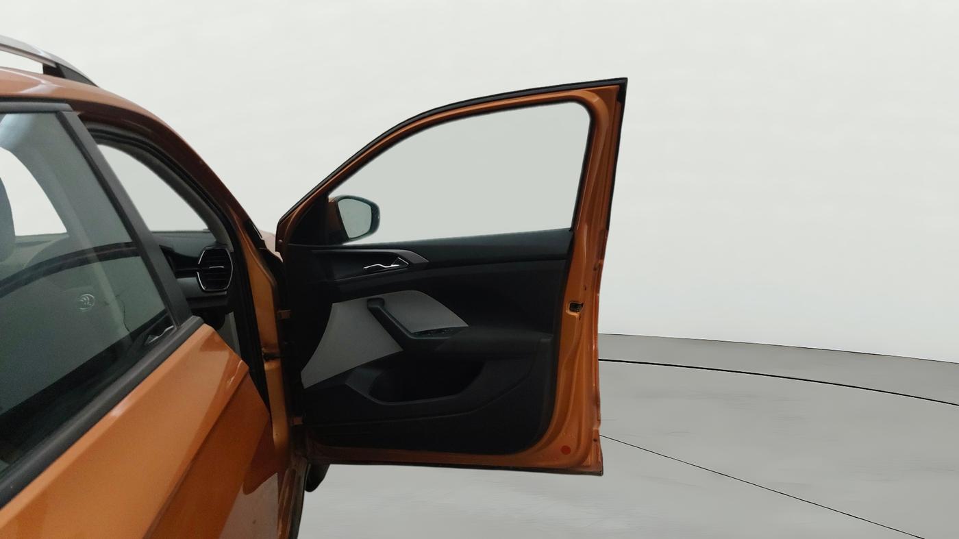 2021 Skoda KUSHAQ AMBITION 1.0L TSI AT, Petrol, Automatic, 49,886 km, RHS Front Door