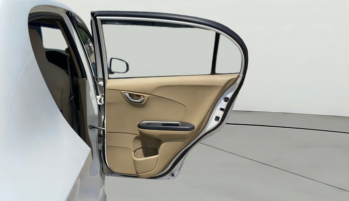 2017 Honda Amaze 1.5L I-DTEC VX, Diesel, Manual, 1,17,587 km, RHS Rear Door