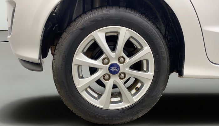 2019 Ford New Figo TITANIUM 1.2 PETROL MT, Petrol, Manual, 40,396 km, Right Rear Wheel