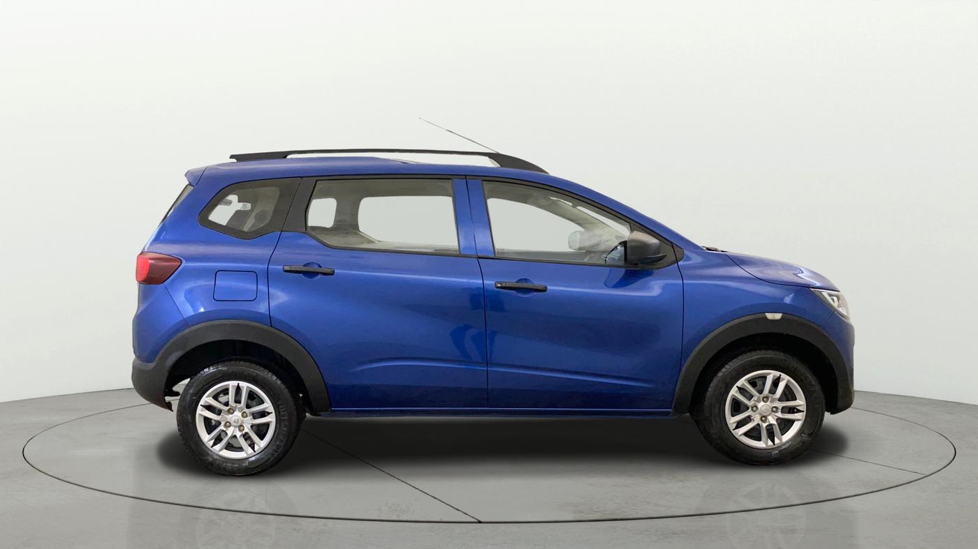 2023 Renault TRIBER RXL MT, Petrol, Manual, 36,002 km, Right Side View