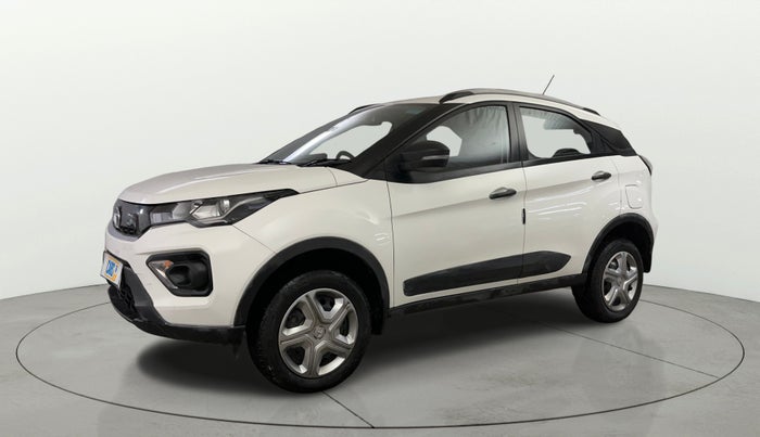 2023 Tata NEXON XM PETROL, Petrol, Manual, 9,707 km, Left Front Diagonal