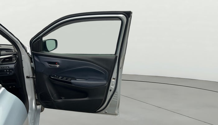 2022 Maruti Baleno ALPHA 1.2 AGS, Petrol, Automatic, 38,945 km, RHS Front Door