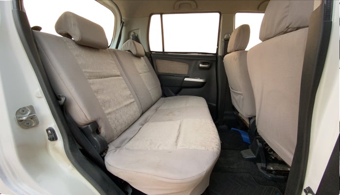 2015 Maruti Wagon R 1.0 VXI, Petrol, Manual, 29,005 km, Right Side Rear Door Cabin