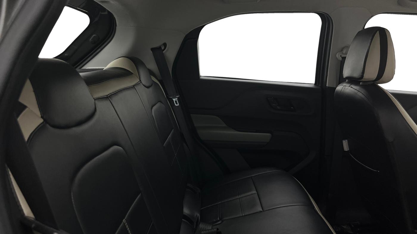 2022 Tata PUNCH ADVENTURE AMT, Petrol, Automatic, 24,678 km, Right Side Rear Door Cabin