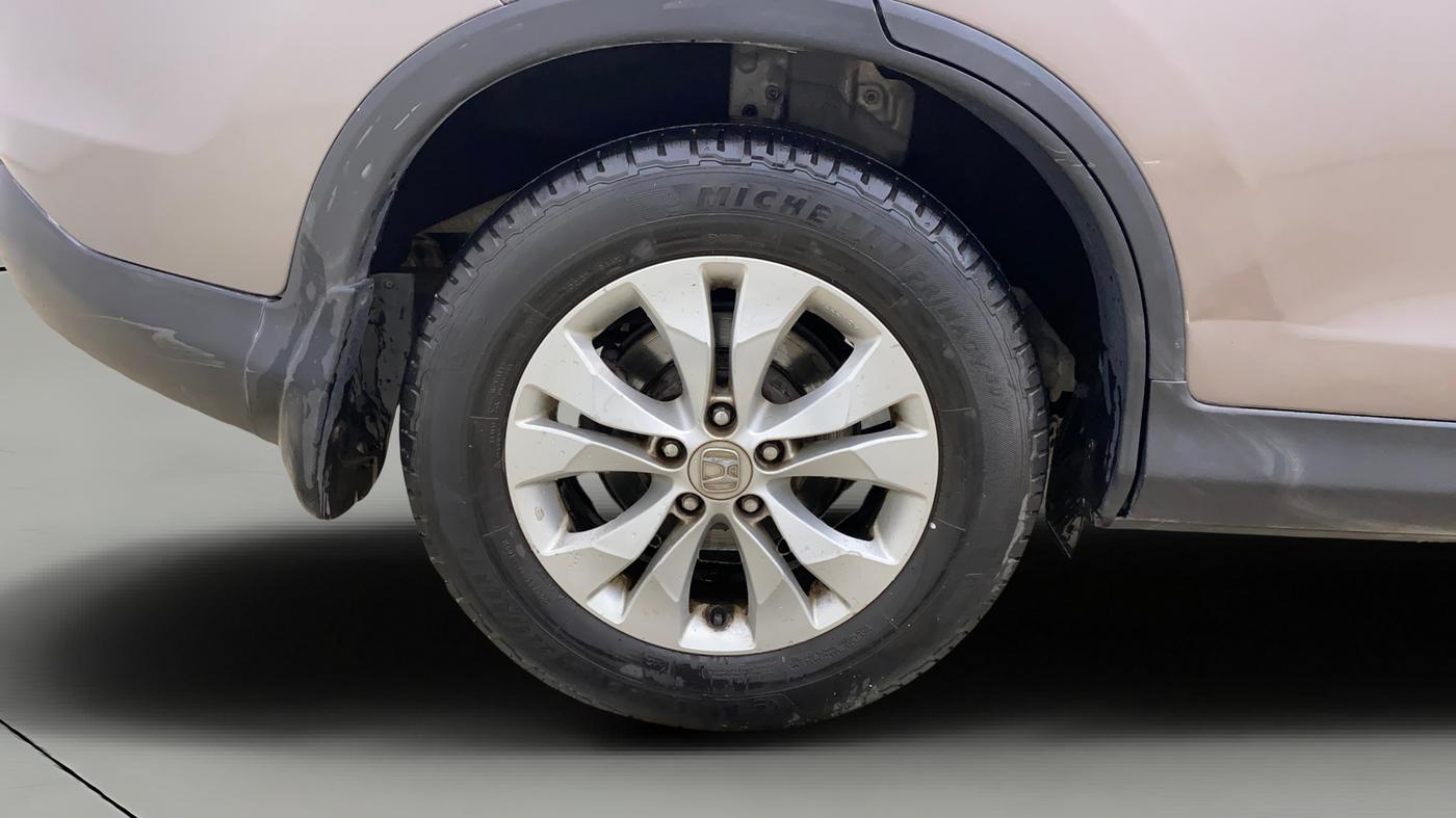 2014 Honda CRV 2.0L I-VTEC 2WD AT, Petrol, Automatic, 1,49,404 km, Right Rear Wheel