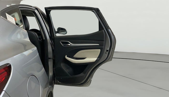 2022 MG ASTOR SHARP 1.5 CVT, Petrol, Automatic, 29,363 km, RHS Rear Door