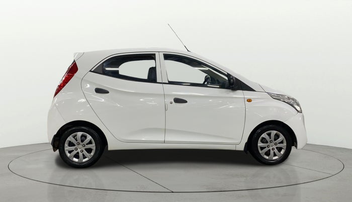 2016 Hyundai Eon MAGNA +, Petrol, Manual, 89,786 km, Right Side View