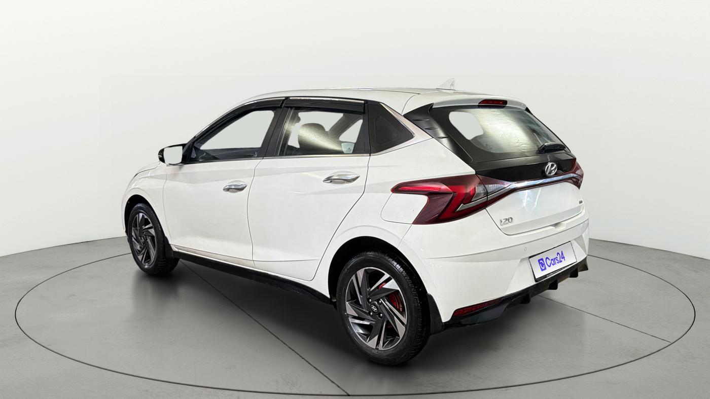 2023 Hyundai NEW I20 ASTA (O) 1.2 IVT, Petrol, Automatic, 56,123 km, Left Back Diagonal