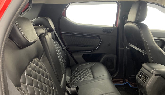 2024 Renault Kiger RXZ MT, Petrol, Manual, 14,005 km, Right Side Rear Door Cabin