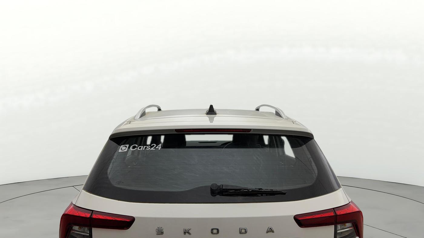 2022 Skoda KUSHAQ AMBITION 1.0L TSI MT, Petrol, Manual, 91,507 km, Rear Windshield