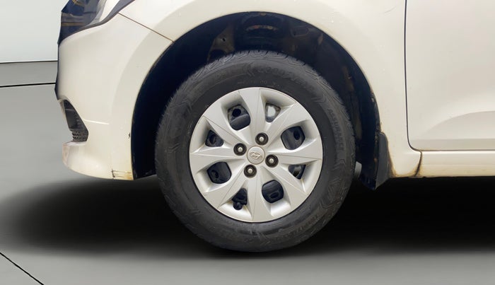 2015 Hyundai Elite i20 MAGNA 1.2, Petrol, Manual, 80,186 km, Left Front Wheel