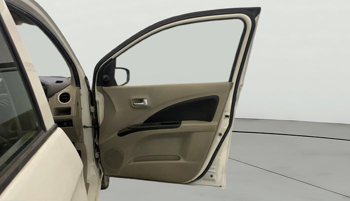 2014 Maruti Celerio VXI, CNG, Manual, 49,181 km, RHS Front Door