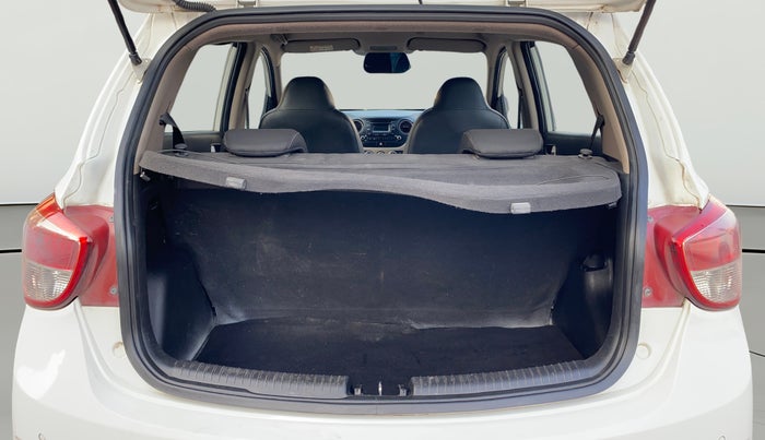 2015 Hyundai Grand i10 ASTA (O) 1.2 KAPPA VTVT, Petrol, Manual, 46,941 km, Boot Open Zoomed View