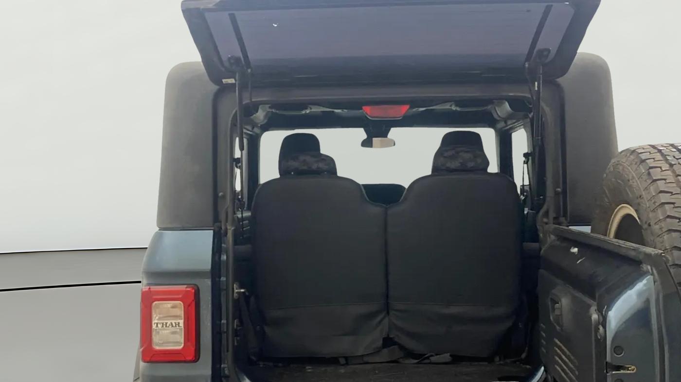2021 Mahindra Thar LX HT PETROL 4WD MT, Petrol, Manual, 52,444 km, Boot Open Zoomed View