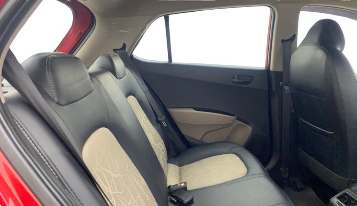 2018 Hyundai Grand i10 MAGNA 1.2 KAPPA VTVT, Petrol, Manual, 22,602 km, Right Side Rear Door Cabin