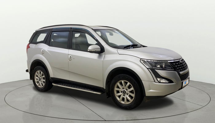 2021 Mahindra XUV500 W9, Diesel, Manual, 1,00,157 km, Right Front Diagonal