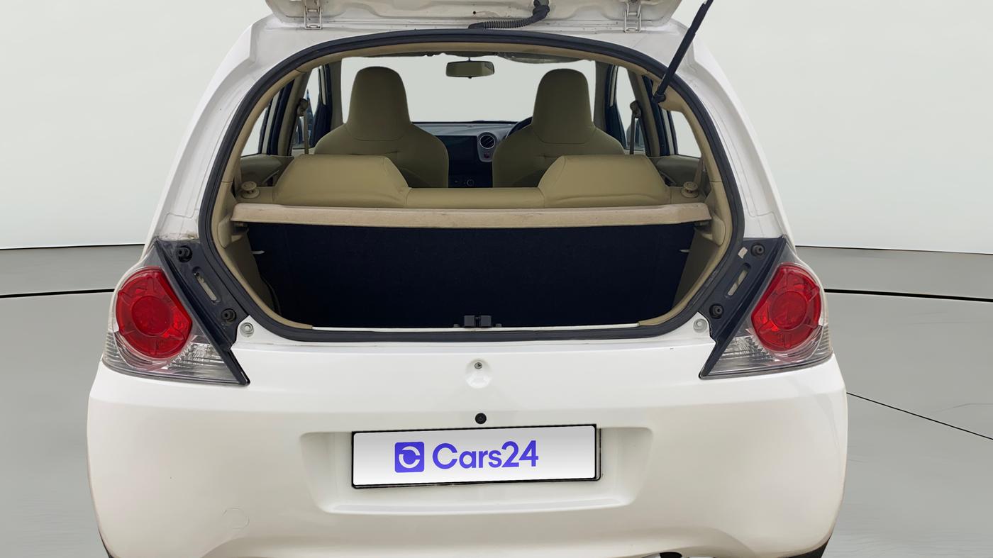 2013 Honda Brio S MT, Petrol, Manual, 92,512 km, Boot Open Zoomed View