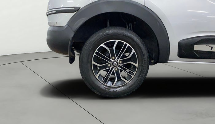 2022 Renault TRIBER RXL MT, Petrol, Manual, 37,704 km, Right Rear Wheel
