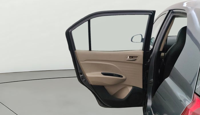 2019 Hyundai NEW SANTRO SPORTZ CNG, CNG, Manual, 79,475 km, LHS Rear Door