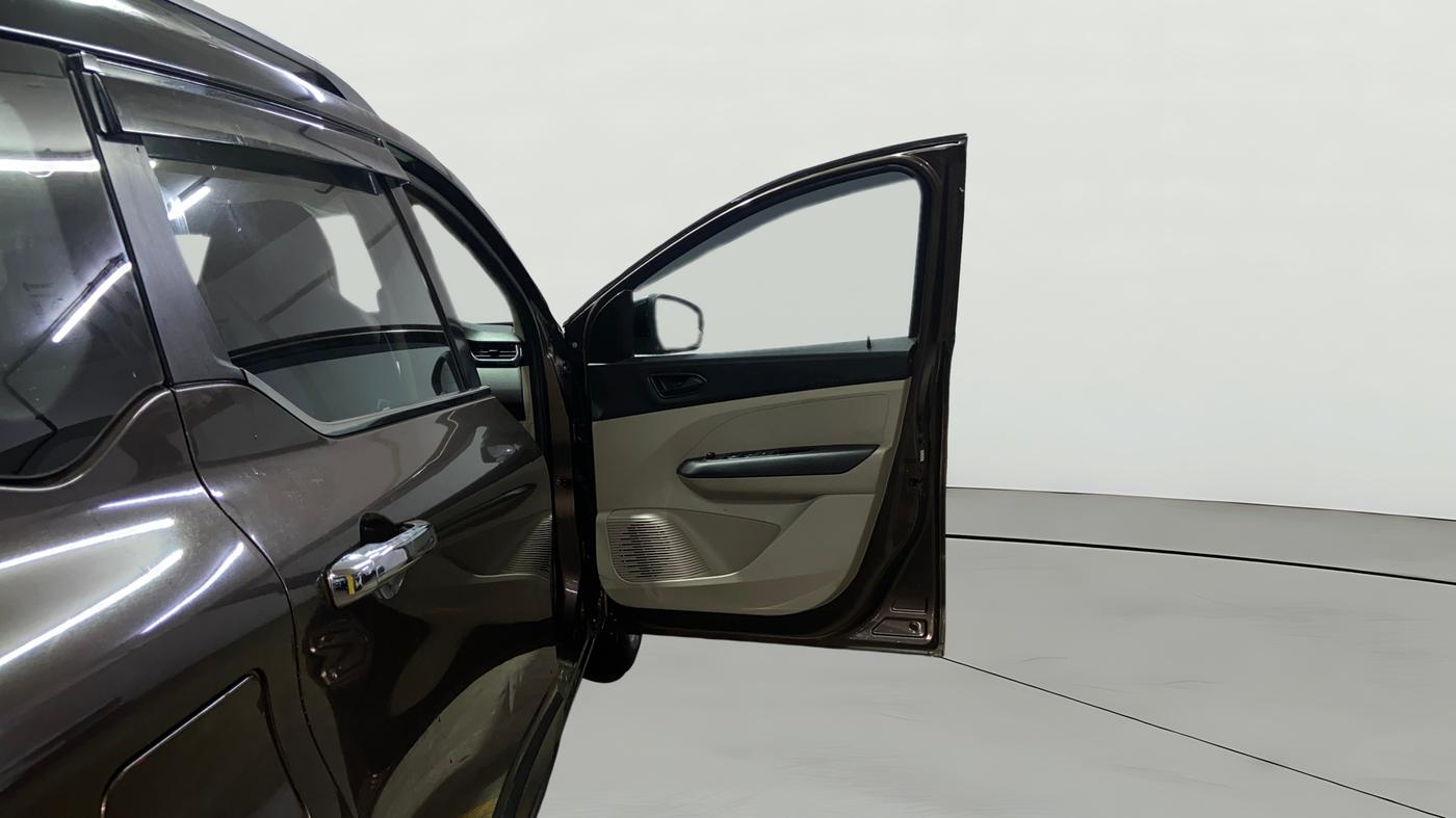 2022 Renault TRIBER RXT LIMITED EDITION AMT, Petrol, Automatic, 47,546 km, RHS Front Door
