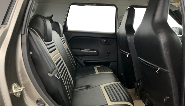 2022 Maruti New Wagon-R LXI CNG (O) 1.0, CNG, Manual, 16,296 km, Right Side Rear Door Cabin