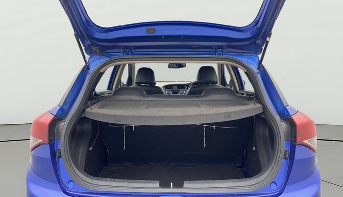 2016 Hyundai Elite i20 SPORTZ 1.2, Petrol, Manual, 69,634 km, Boot Open Zoomed View