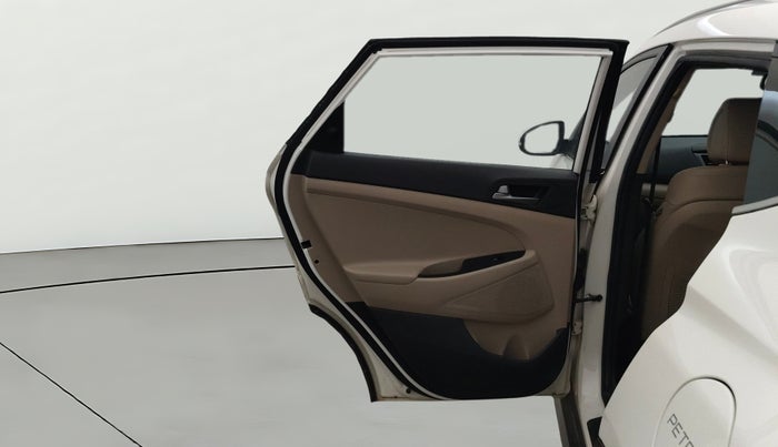 2018 Hyundai Tucson 2WD AT GL PETROL , Petrol, Automatic, 81,573 km, LHS Rear Door