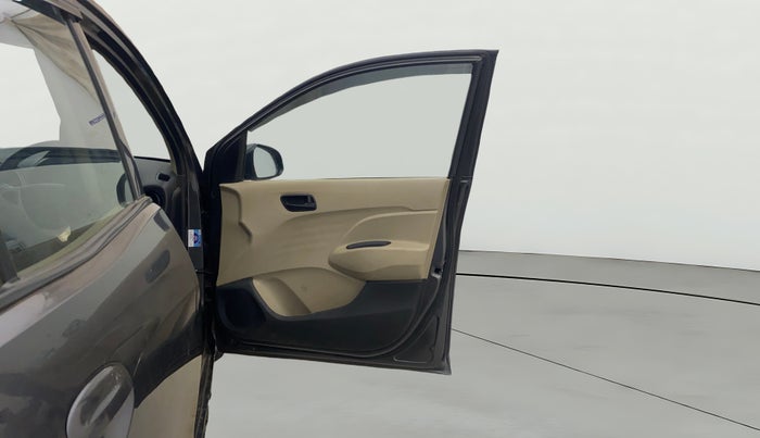 2022 Hyundai NEW SANTRO SPORTZ EXECUTIVE MT CNG, CNG, Manual, 51,635 km, RHS Front Door