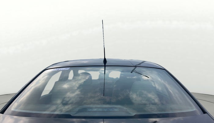 2013 Skoda Rapid ELEGANCE 1.6 MPI AT, CNG, Automatic, 82,117 km, Rear Windshield