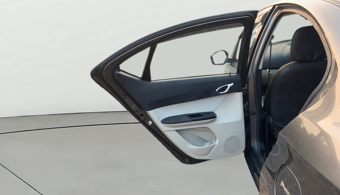 2022 Tata TIGOR XZ PLUS CNG, CNG, Manual, 55,761 km, LHS Rear Door