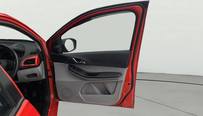 2021 Tata Tiago XZ PLUS PETROL, Petrol, Manual, 30,917 km, RHS Front Door