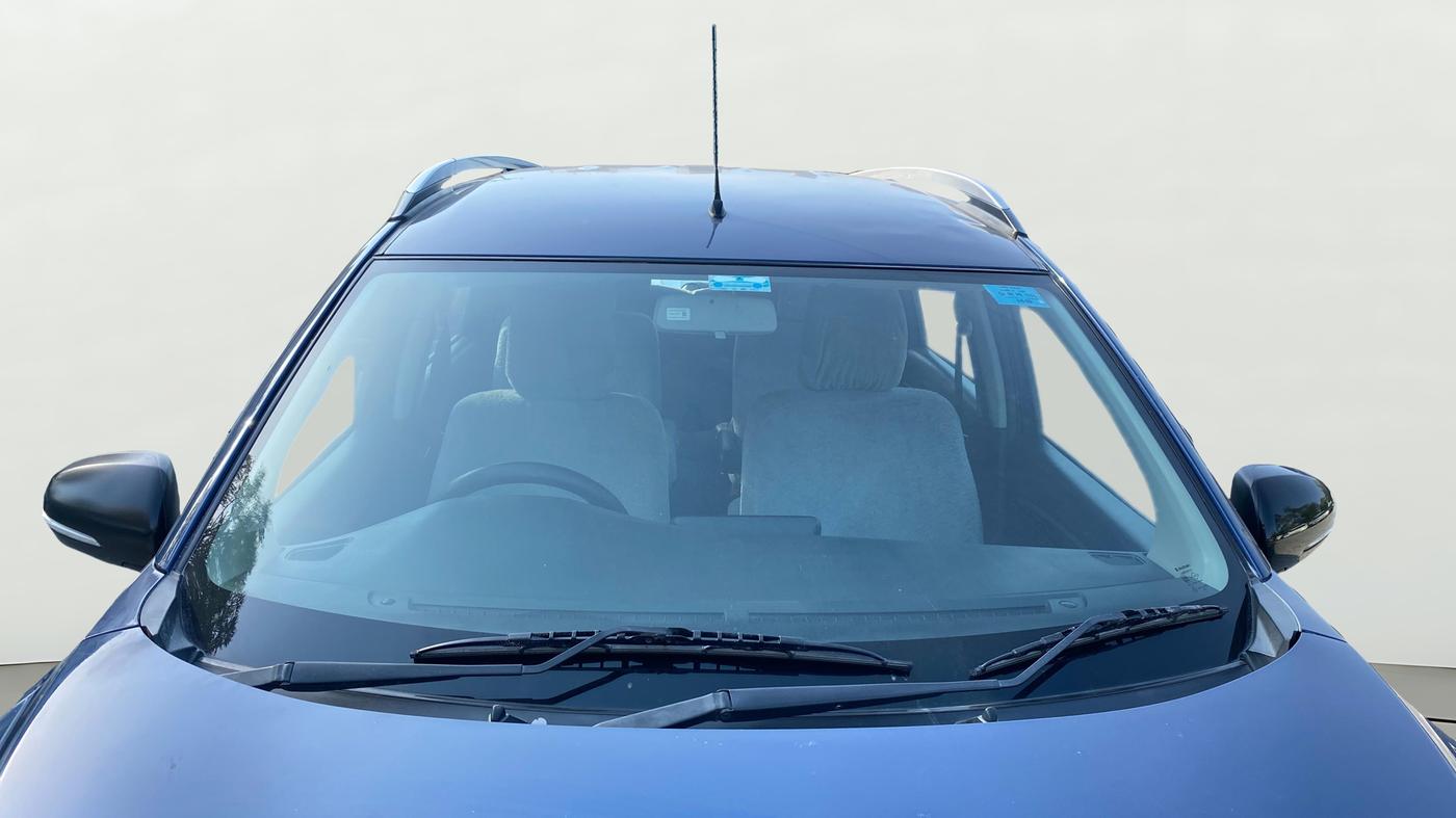 2019 Maruti XL6 ALPHA AT, Petrol, Automatic, 1,24,575 km, Front Windshield