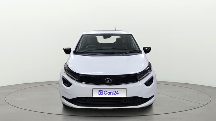 2024 Tata ALTROZ XMS PETROL, Petrol, Manual, 8,417 km, Front