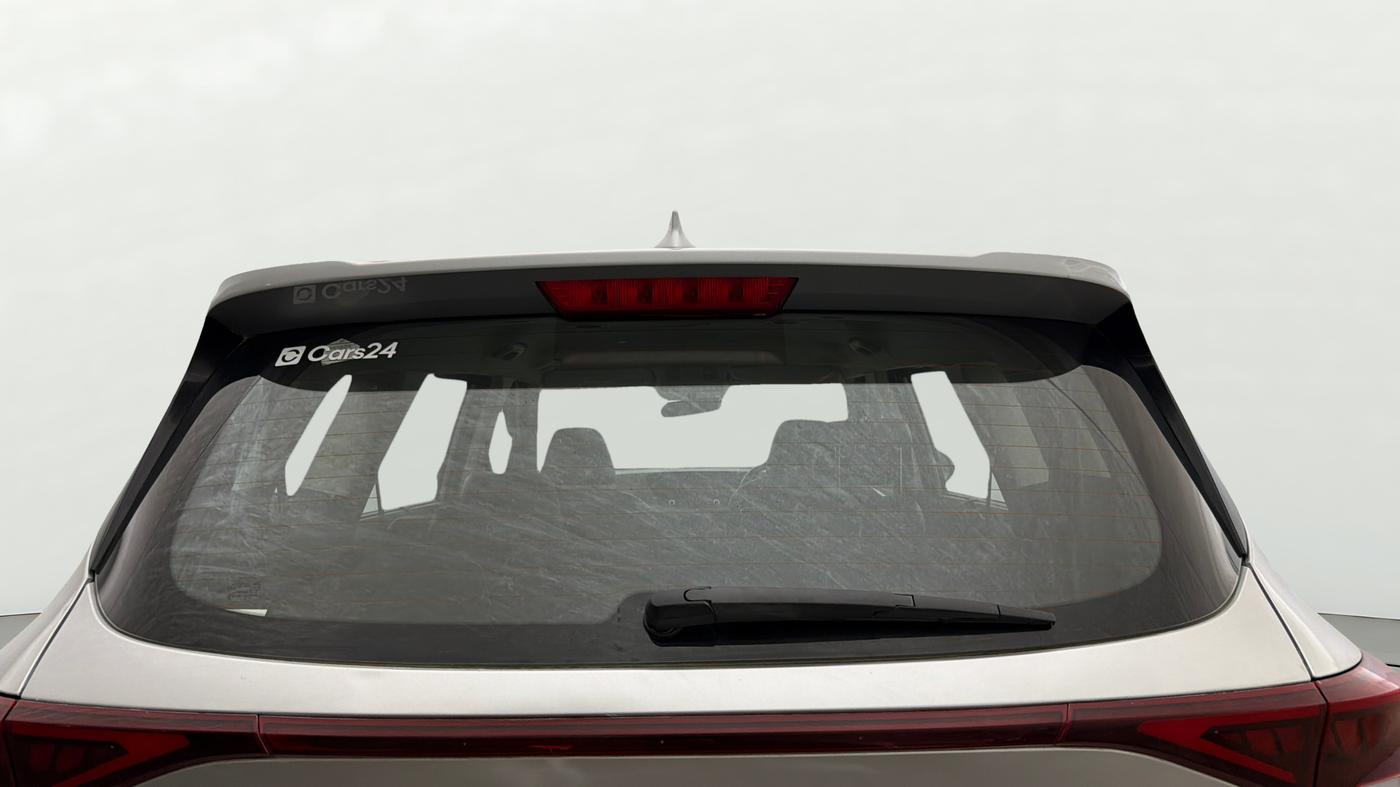 2022 KIA CARENS PRESTIGE PLUS 1.5 DIESEL 7 STR, Diesel, Manual, 1,08,459 km, Rear Windshield
