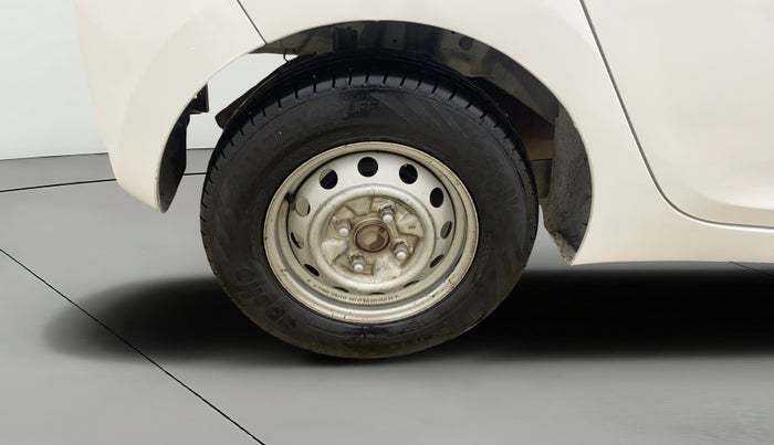 2014 Hyundai Eon ERA +, Petrol, Manual, 97,806 km, Right Rear Wheel