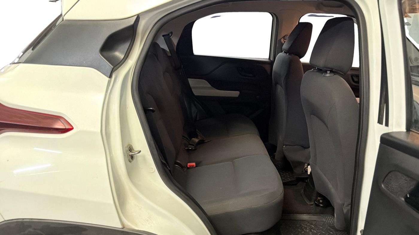 2023 Tata PUNCH PURE MT, Petrol, Manual, 37,653 km, Right Side Rear Door Cabin