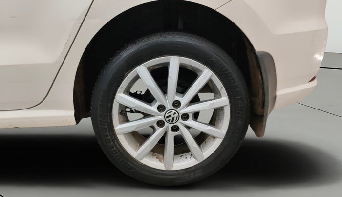 2017 Volkswagen Ameo HIGHLINE1.2L PLUS 16 ALLOY, Petrol, Manual, 95,740 km, Left Rear Wheel