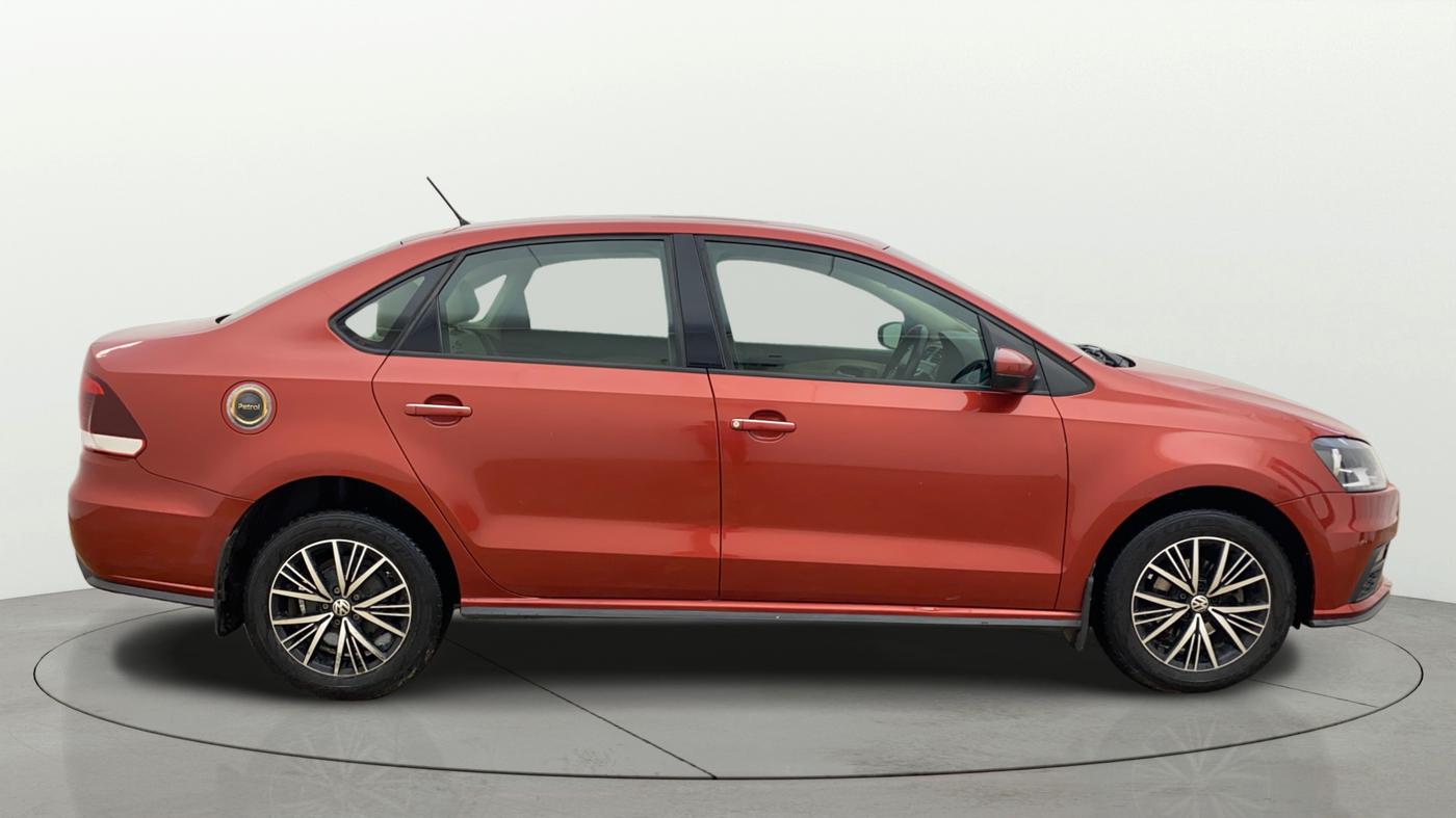 2021 Volkswagen Vento HIGHLINE 1.0L TSI AT, Petrol, Automatic, 69,564 km, Right Side View